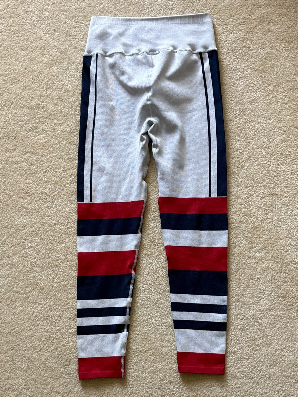 NWT Free People Women’s FP Movement Myoko Jacquard Base Leggings. Size M/L. - Picture 5 of 7
